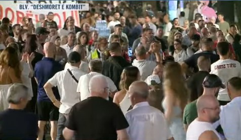 “Ndërkombëtarët po vëzhgojnë”, grupi koordinator i protestës letër institucioneve europiane: Shqetësim përdorimi i forcës nga policia dhe shoqërimet