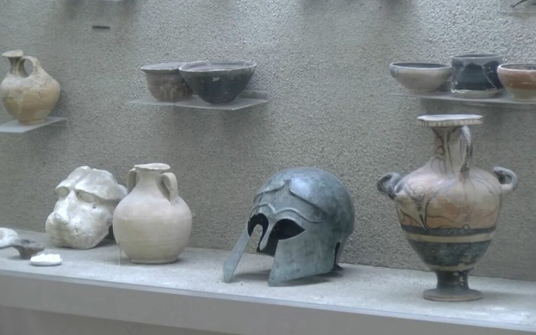 Të lexosh të shkuarën në enë qeramike, vazot që tregojnë ritualet
